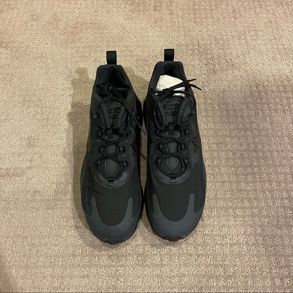 Nike air Max 270 React ‘Triple Black’ - Picture 2 of 7